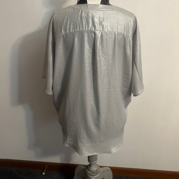 Chico's Metallic Split neck tunic, size 2/12 - Picture 3 of 5